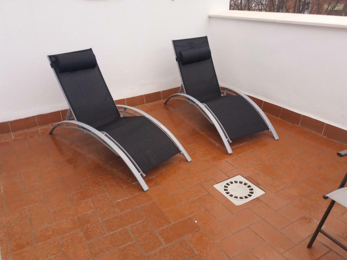 Atico Con Terraza En Alameda De Hercules เซบีญา ภายนอก รูปภาพ