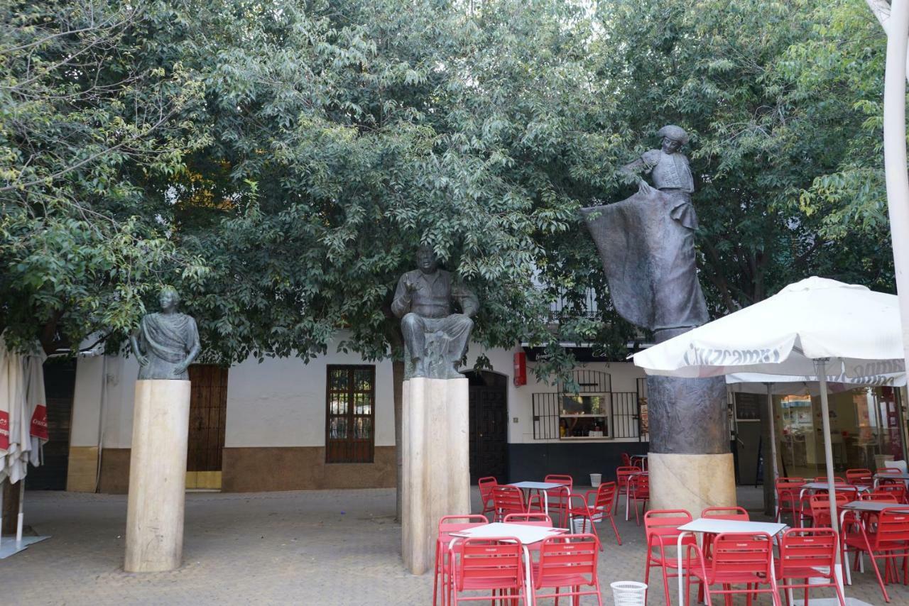 Atico Con Terraza En Alameda De Hercules เซบีญา ภายนอก รูปภาพ