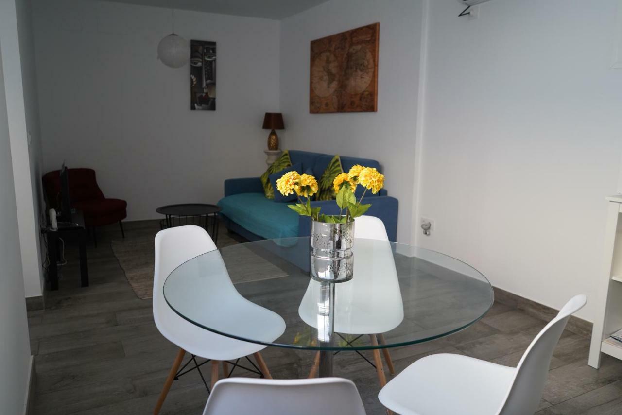 Atico Con Terraza En Alameda De Hercules เซบีญา ภายนอก รูปภาพ